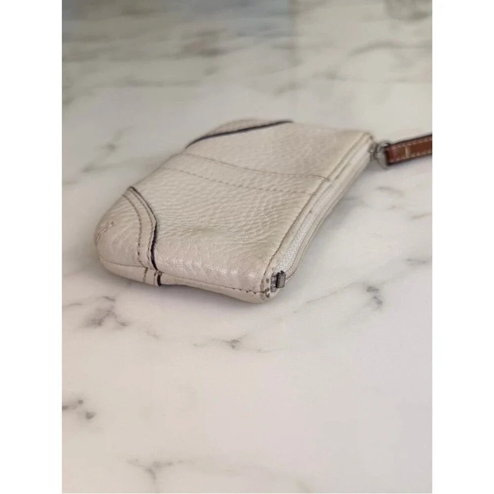 Coach Vintage Y2K Soho Pebbled Leather Medium Skinny Coin Purse Parchment Ivory